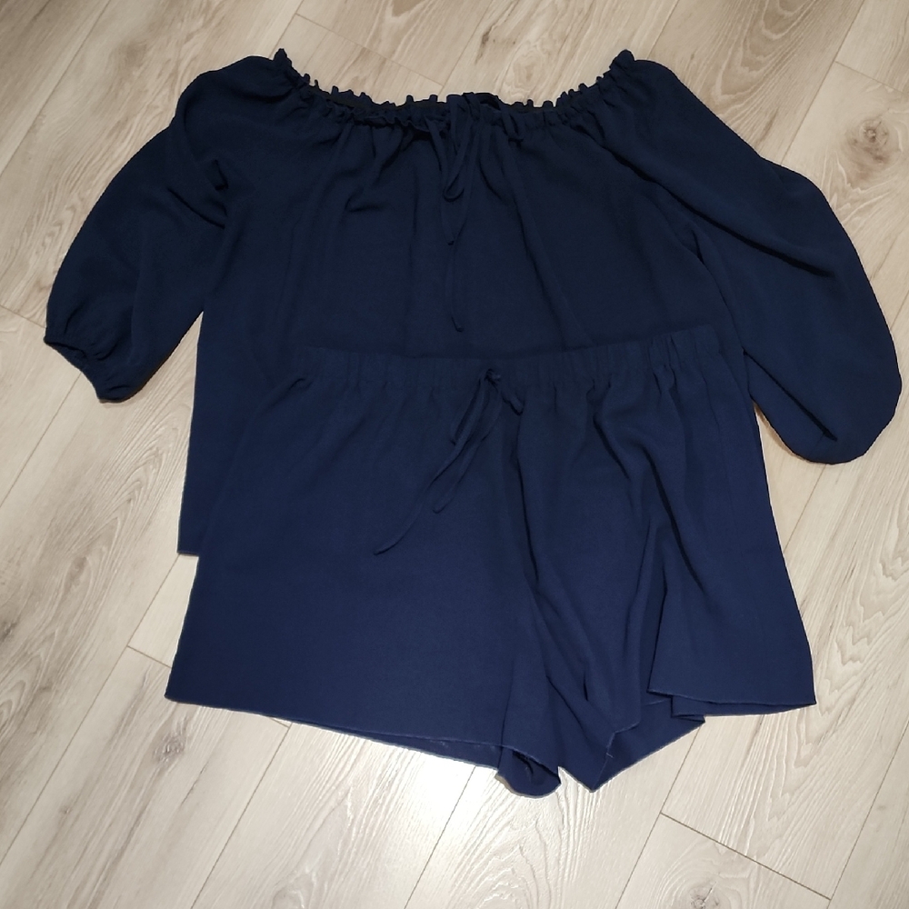 SHEIN Curve Navy Ensemble Shorts Off Shoulder Blouse Cruise Vacay Boho